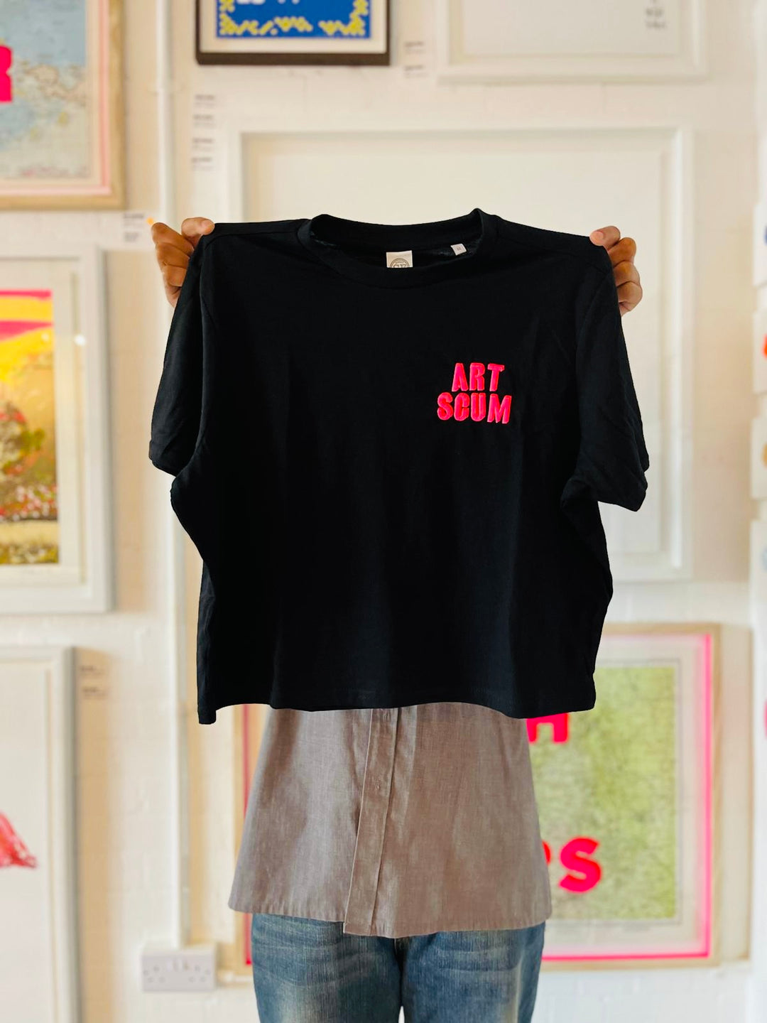 BOXY-CROPPED ART SCUM T-SHiRT