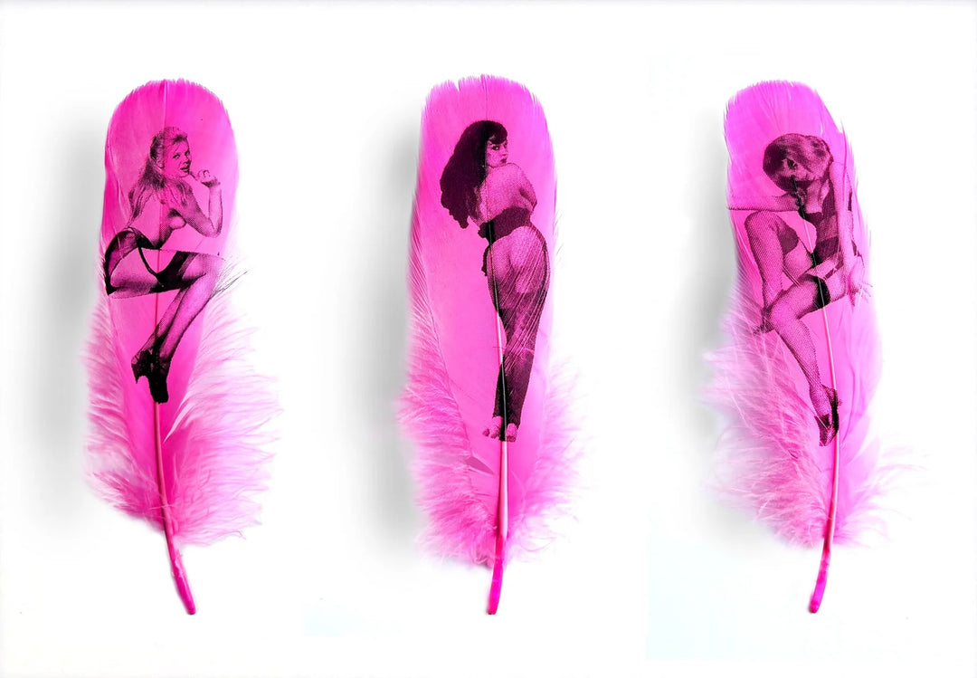 MiNXES iN NEON PiNK