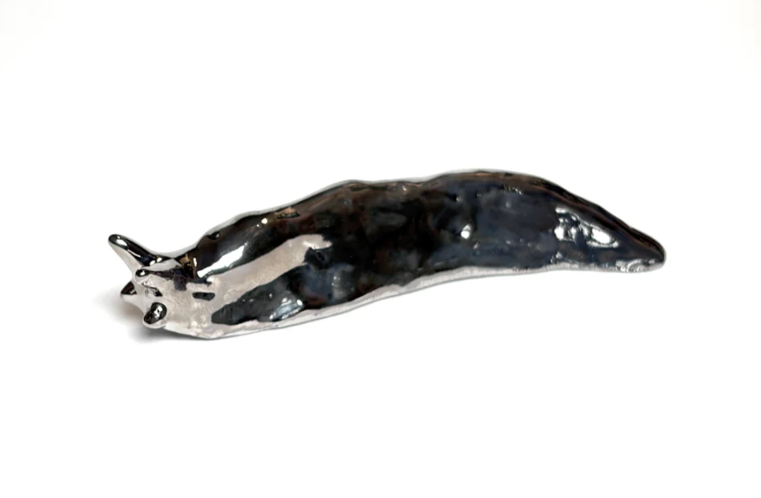 RECONTEXTUALiSiNG THE SLUG: WiTH TALLY WALKER WARNE.