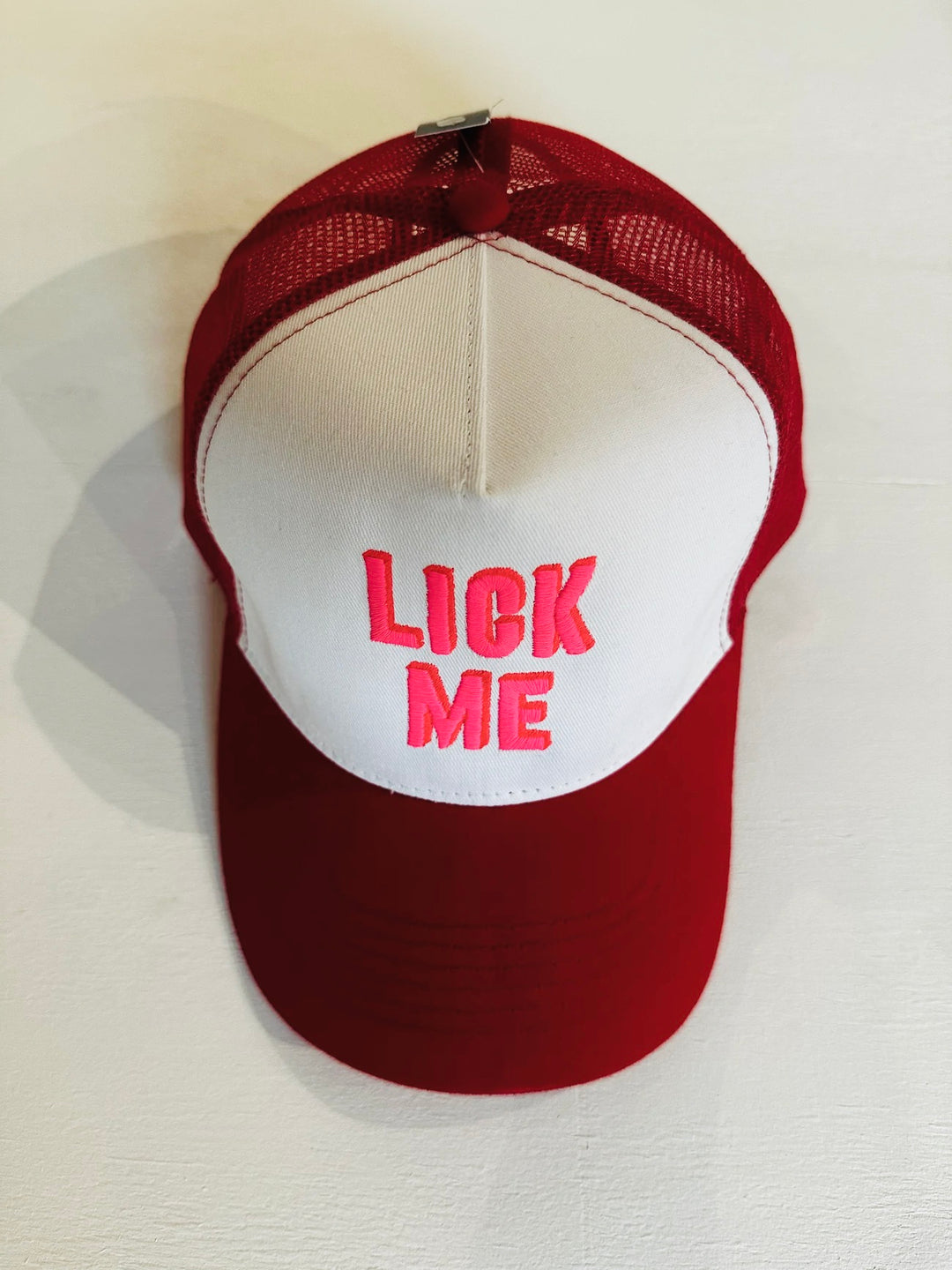 LiCK ME CAP