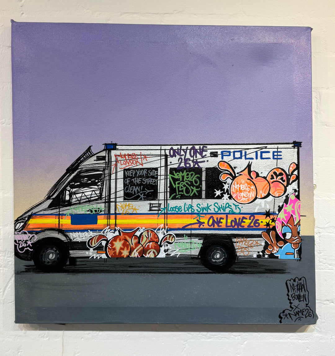 POLiCE TRUCK