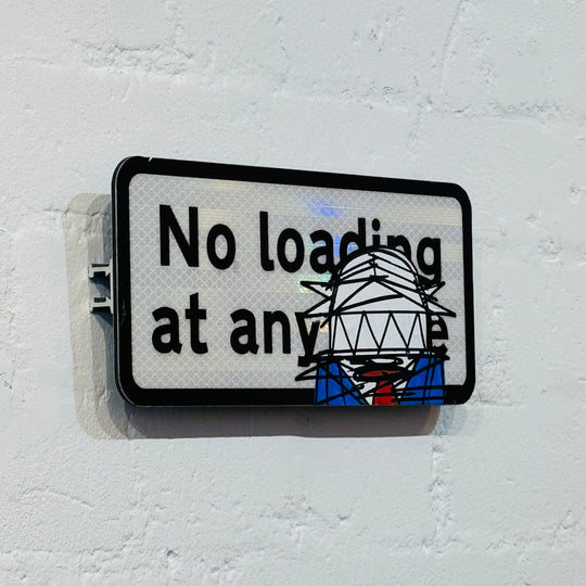 NO LOADiNG BLUE SUiT