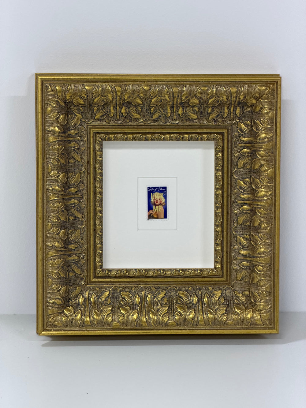 LiCK ME STAMP - GOLD