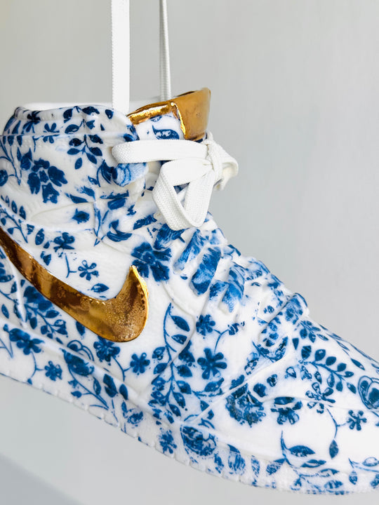 FLORAL ViNE JUNiOR JORDAN 1