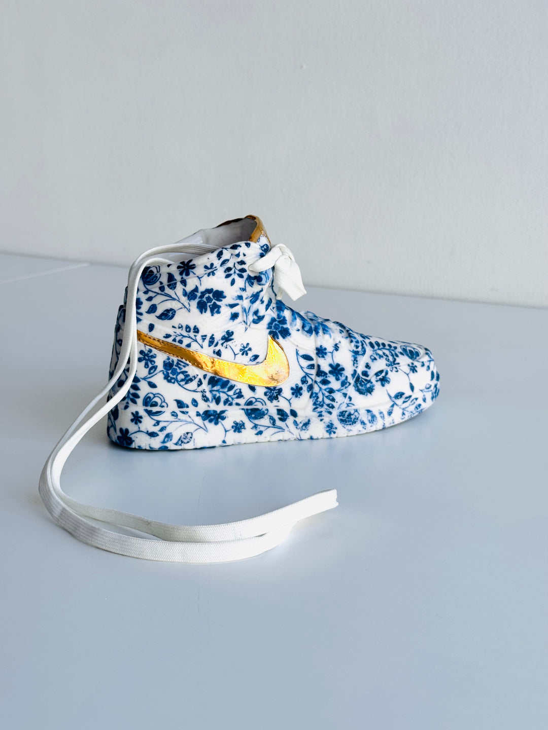 FLORAL ViNE JUNiOR JORDAN 1