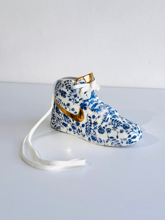 FLORAL ViNE JUNiOR JORDAN 1