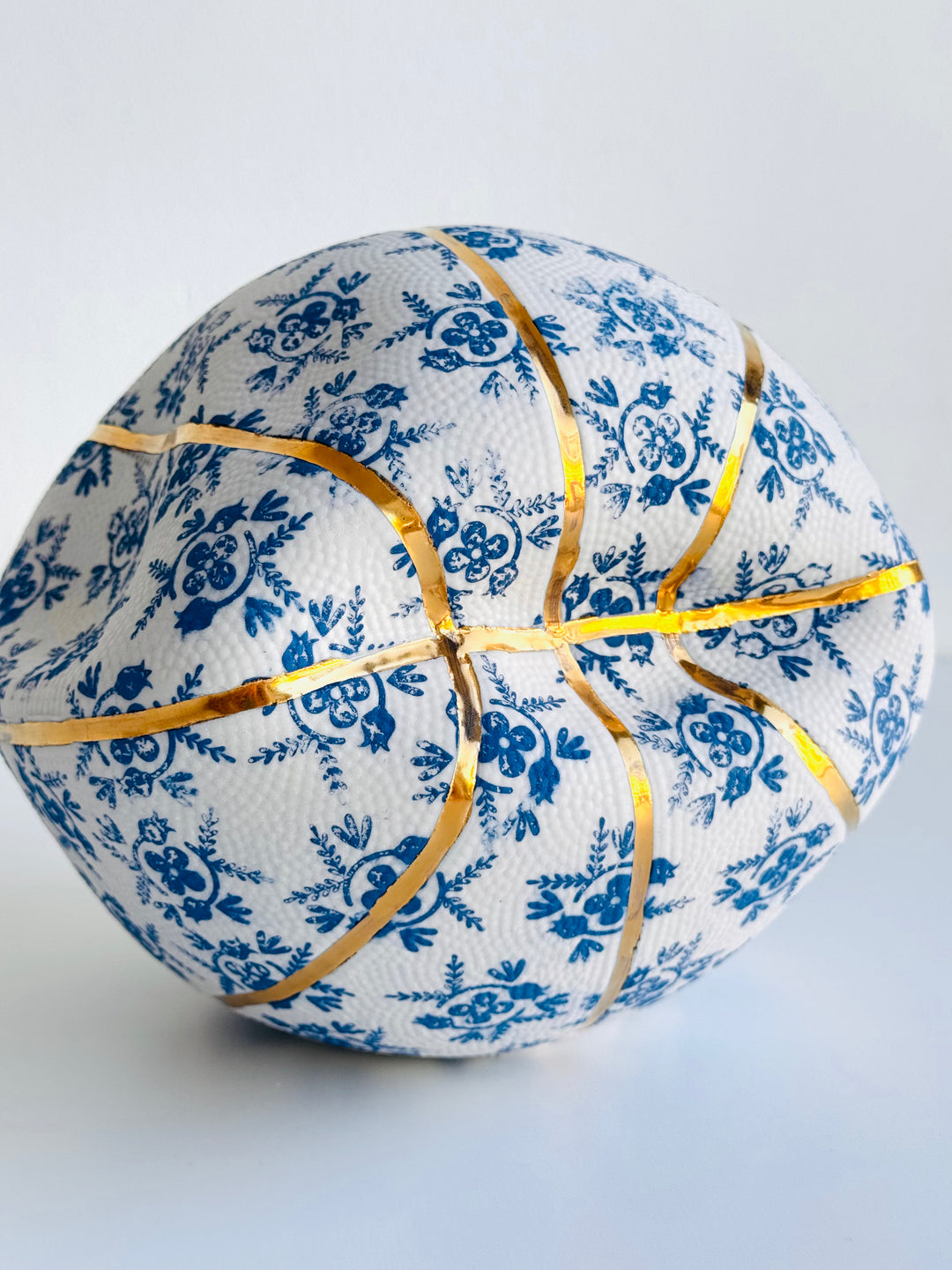 BOTANiSCH COLLAPSED BASKETBALL