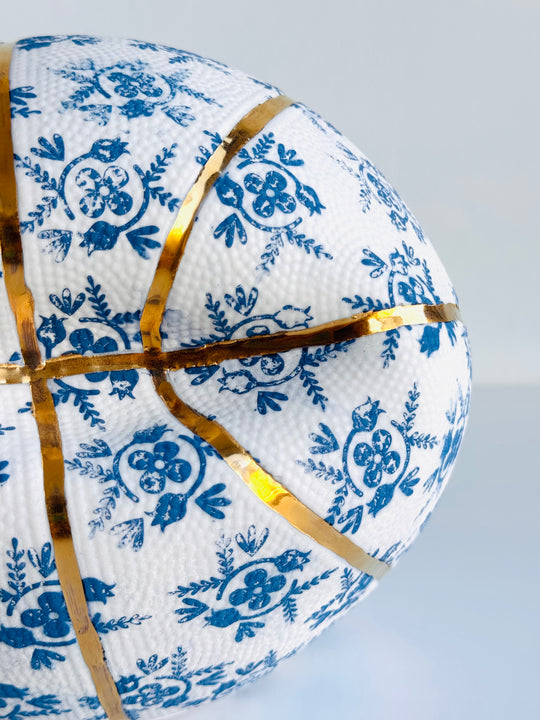 BOTANiSCH COLLAPSED BASKETBALL