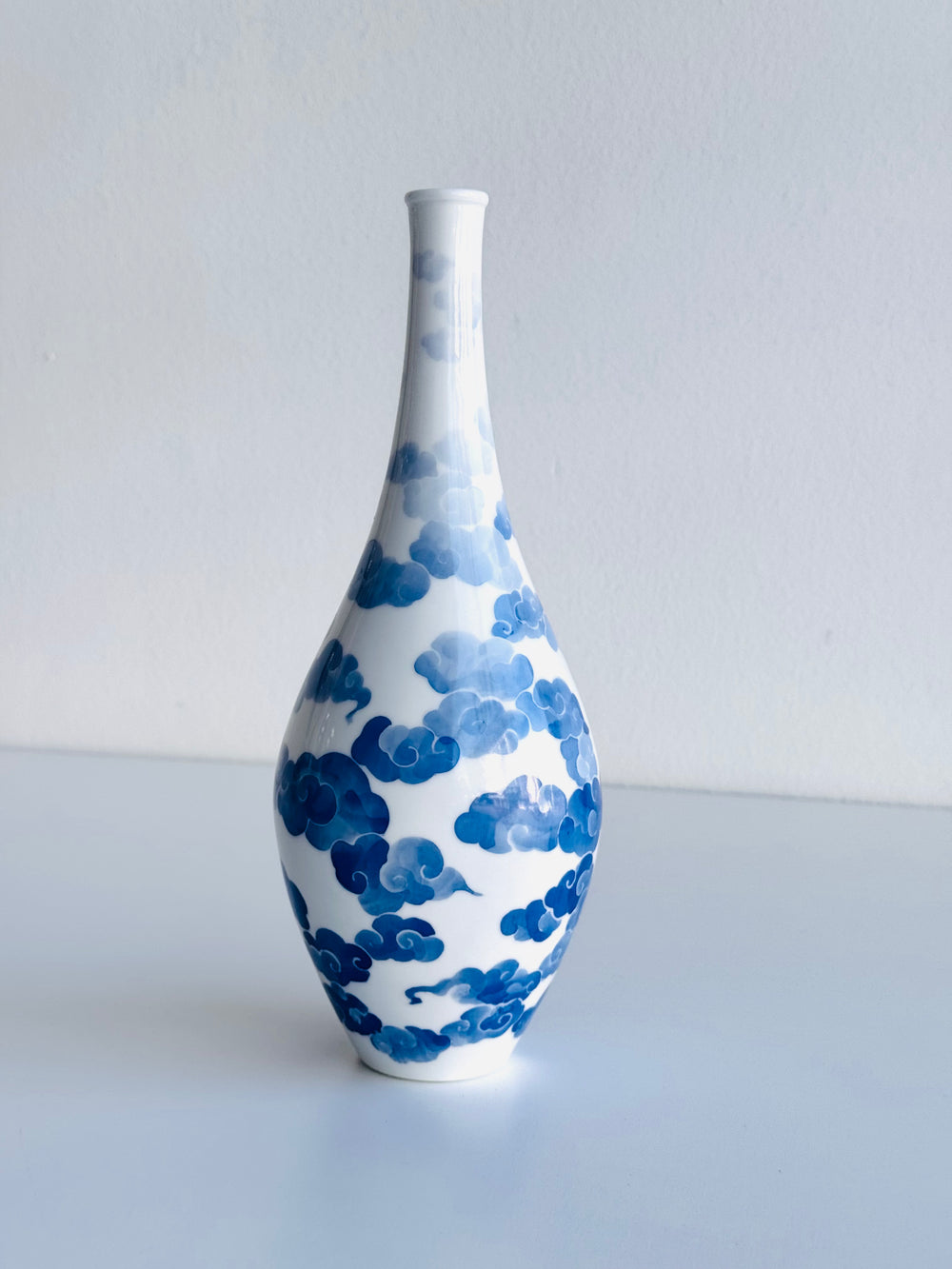 BLUE XiANGYUN VASE