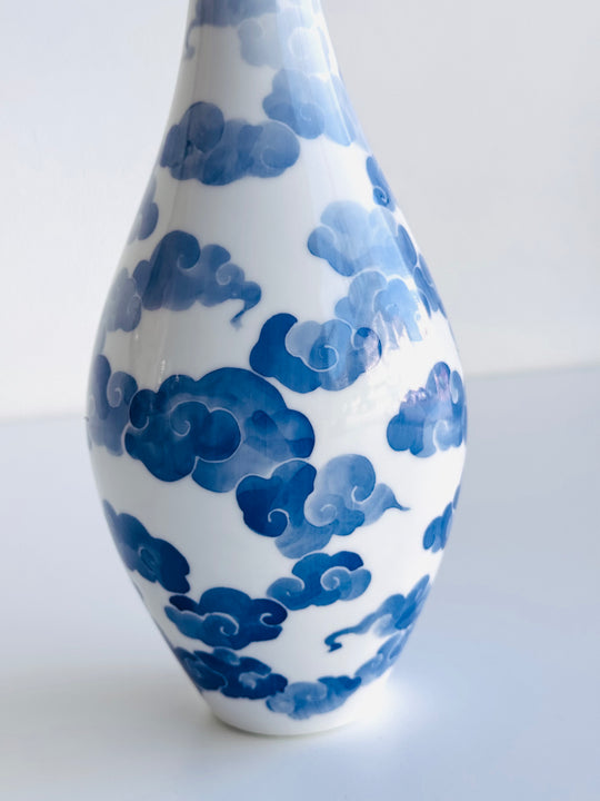 BLUE XiANGYUN VASE