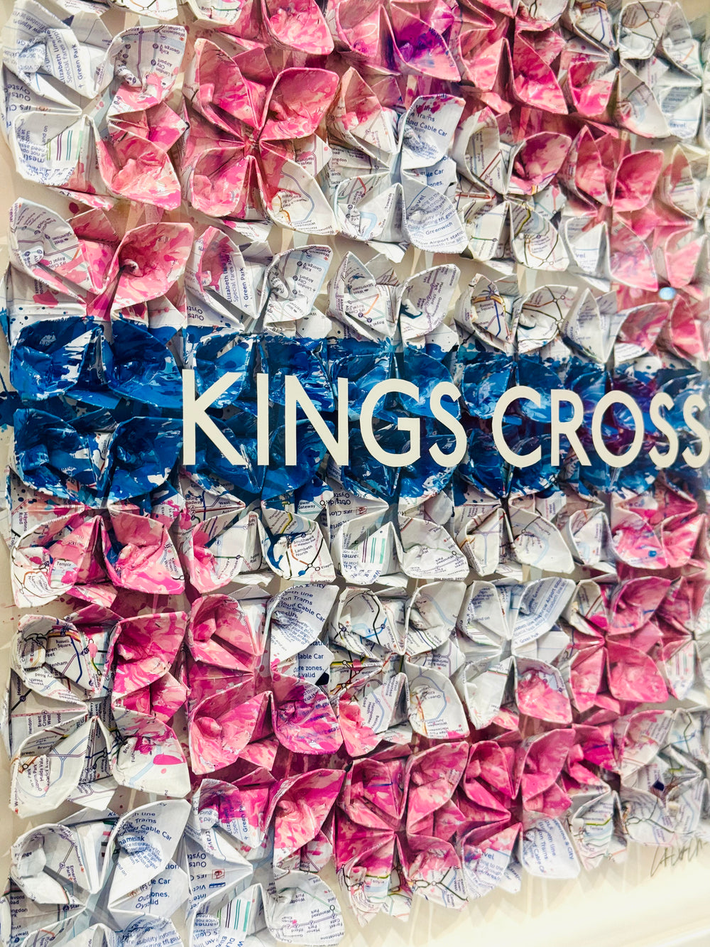 KiNGS CROSS