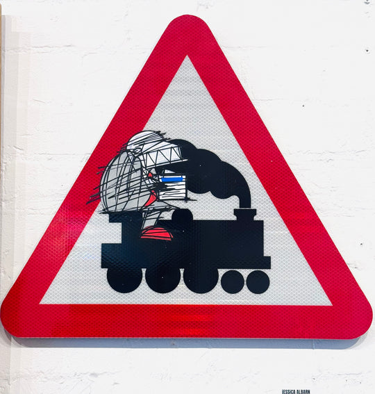 TRiANGLE SiGN