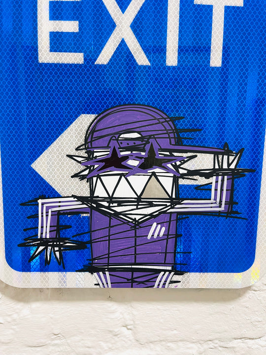 EXiT ROAD SiGN