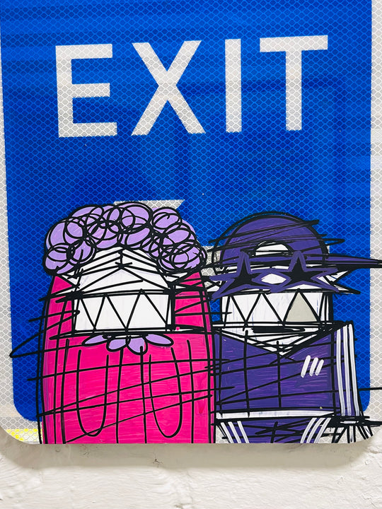 EXiT ROAD SiGN