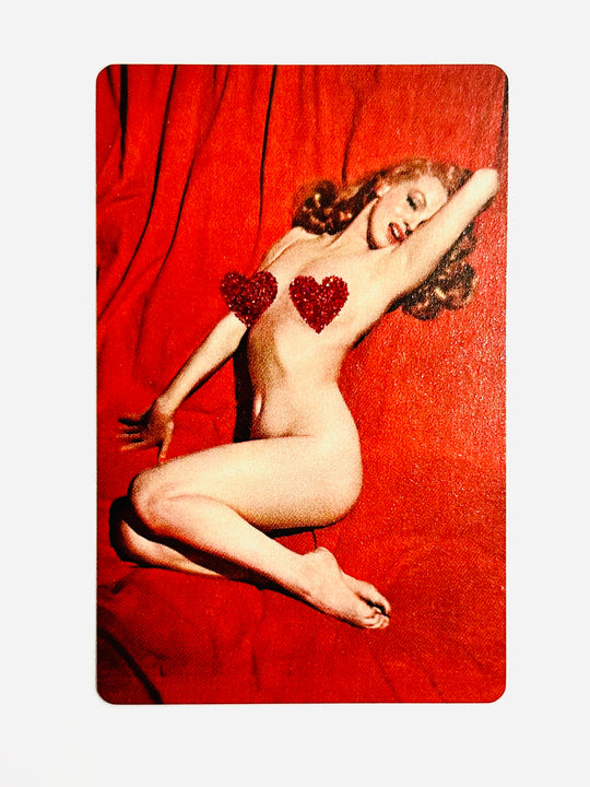 MARiLYN PLAYiNG CARDS (KNEELiNG)