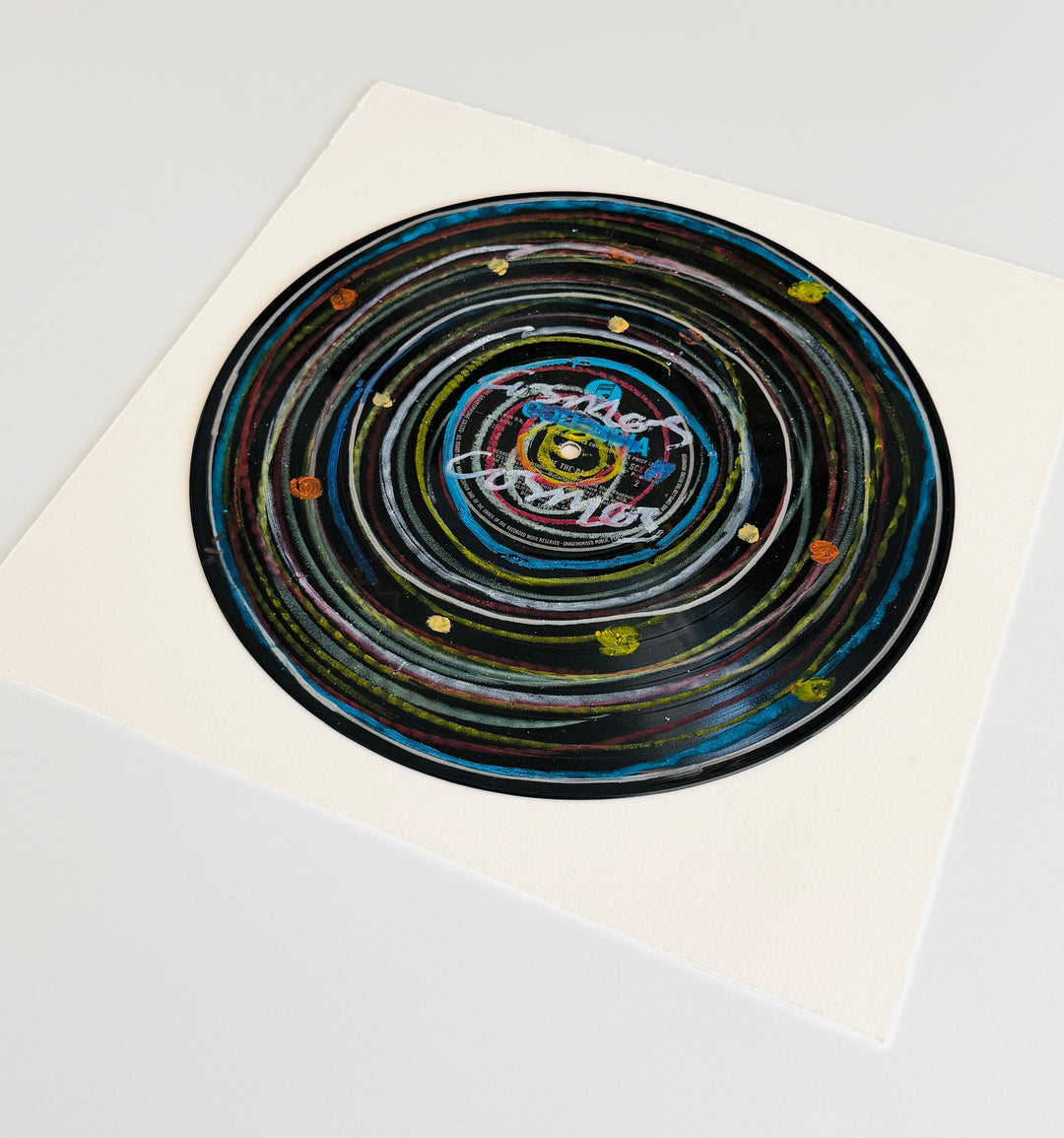 COSMOS ViNYL