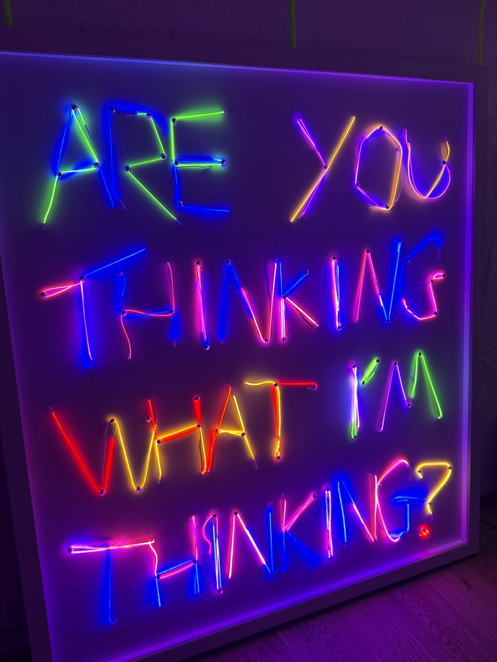 ARE YOU THiNKiNG WHAT i'M THiNKiNG?