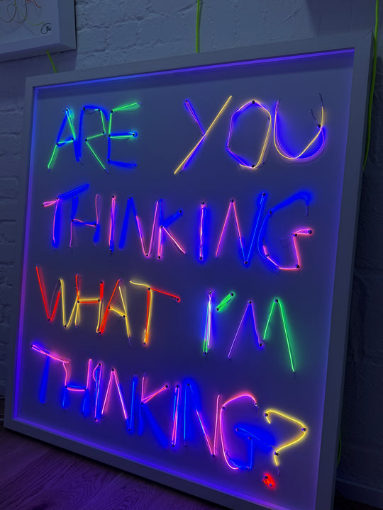 ARE YOU THiNKiNG WHAT i'M THiNKiNG?