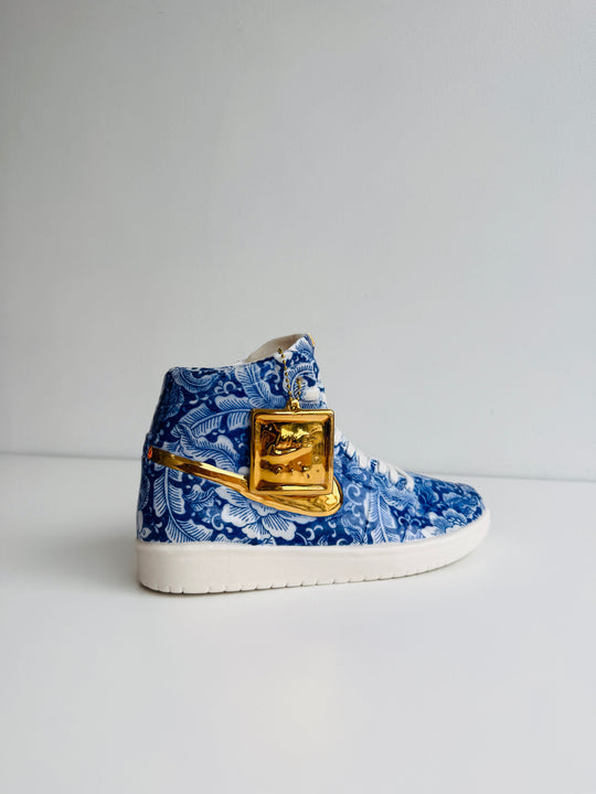 BAROQUE JORDAN 1 w. GOLD SWOOSH
