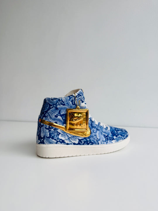 BAROQUE JORDAN 1 w. GOLD SWOOSH