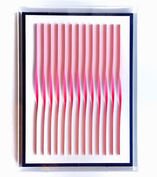 LiNES TWiSTED